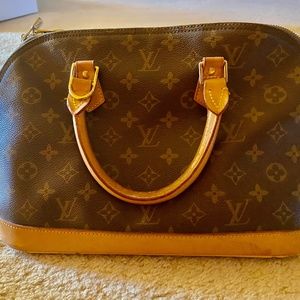 Louis Vuitton - ALMA handbag  - copy